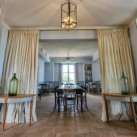 Sant'angelo מלון 3*